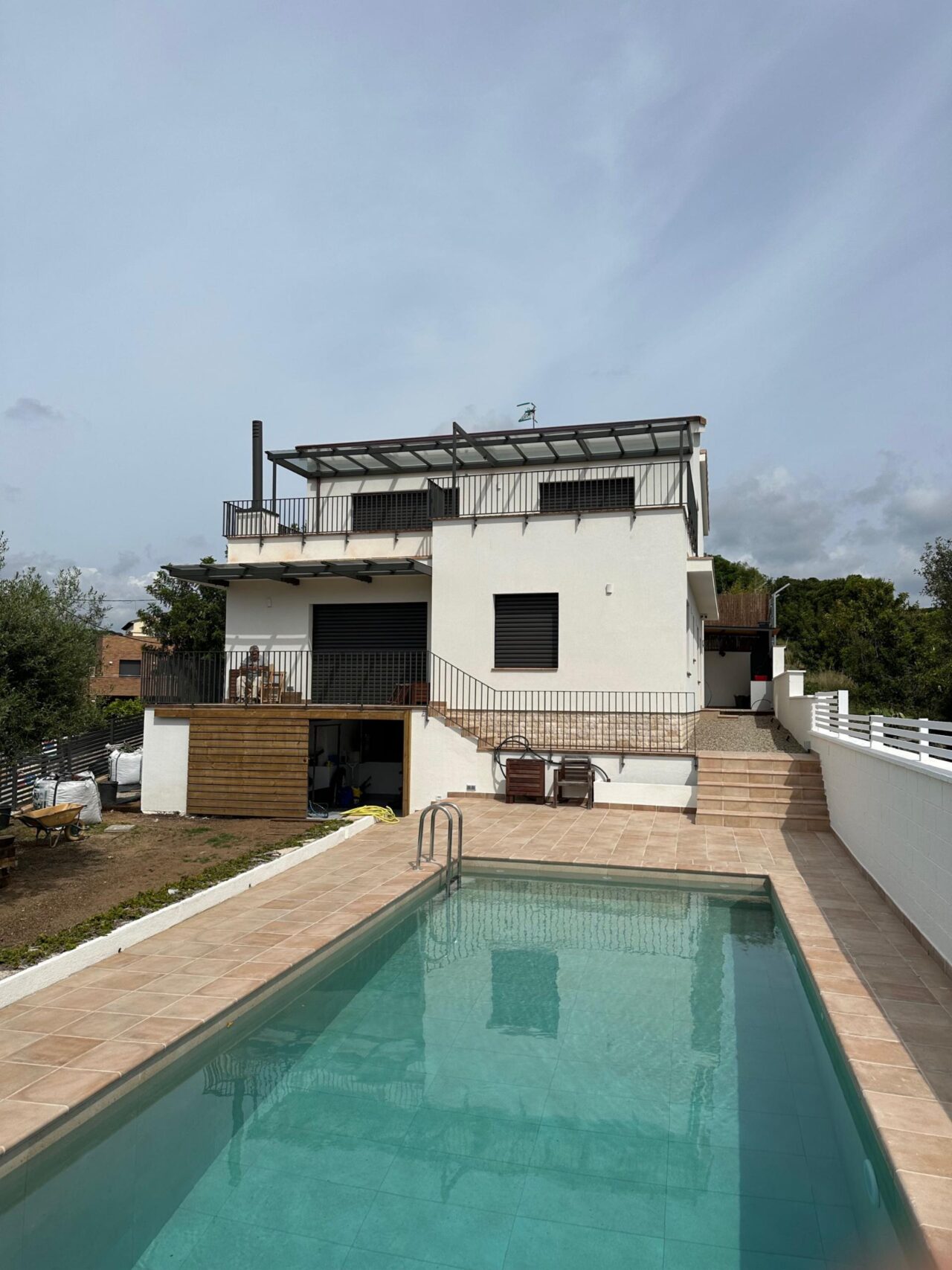 Habitatge unifamiliar amb piscina a Teia | Chacosa Construccions