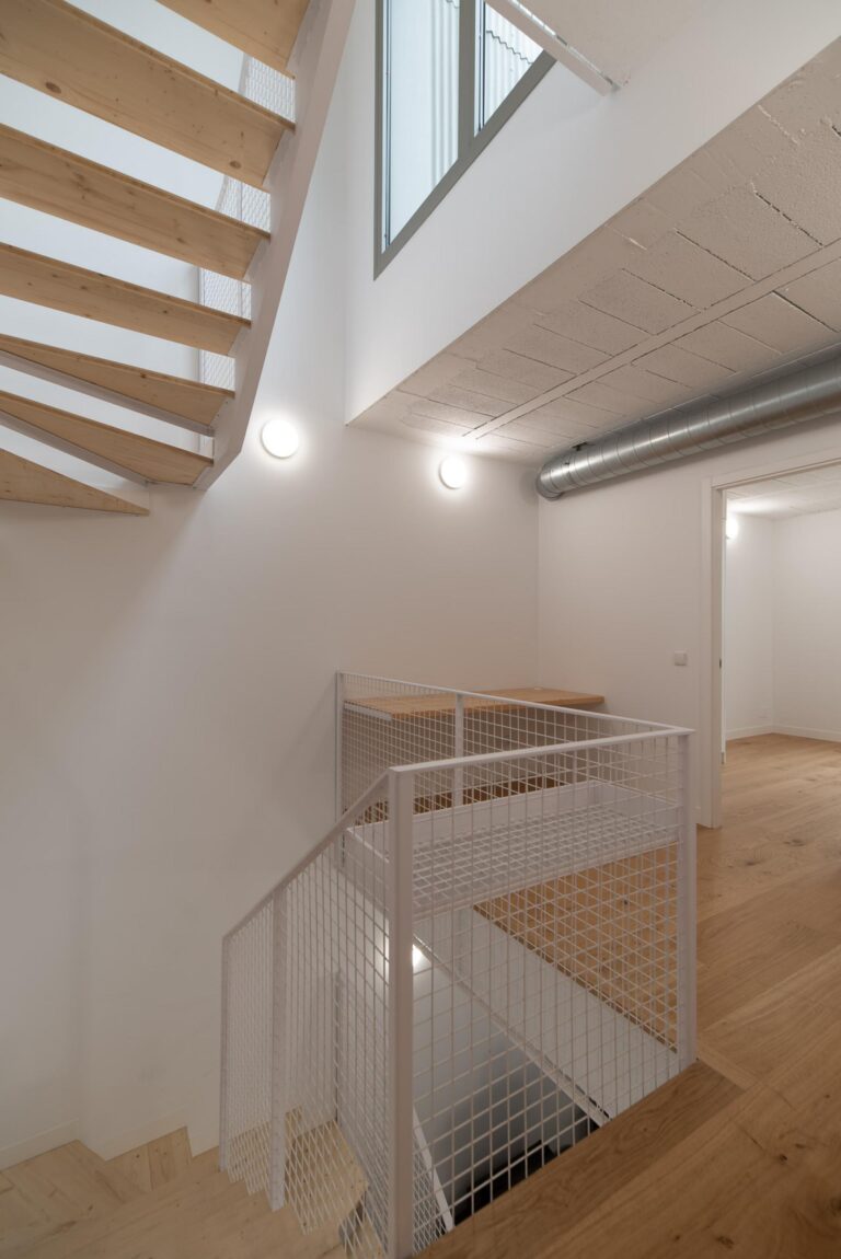 Habitatge unifamiliar entre mitgeres a Mataro | Chacosa Construccions