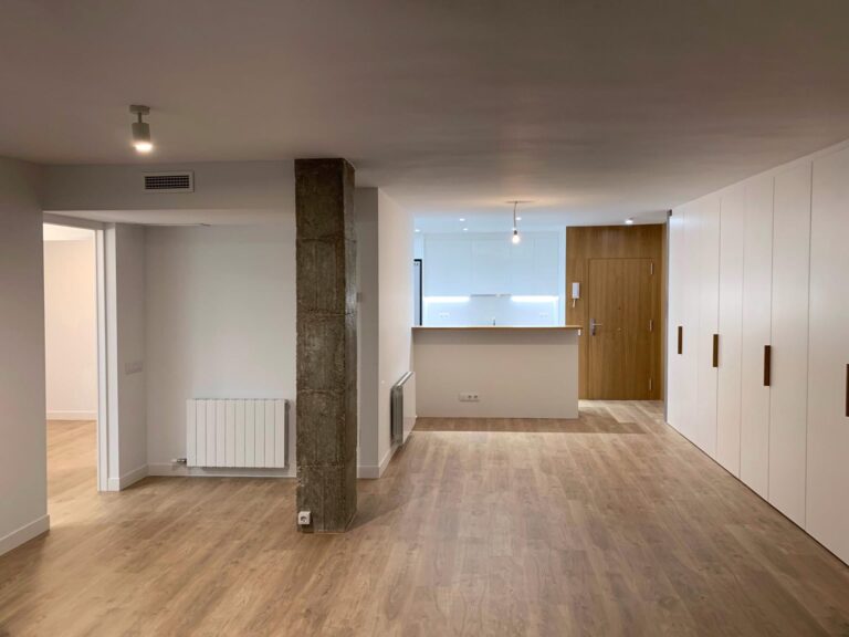 Reforma de pis en edifici plurifamiliar a Sant Vicenç de Montalt | Chacosa Construccions