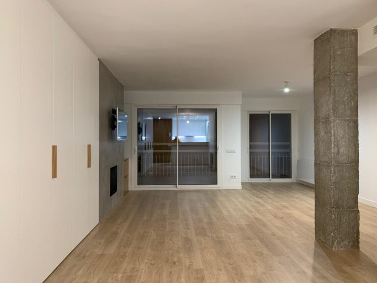 Reforma de pis en edifici plurifamiliar a Sant Vicenç de Montalt | Chacosa Construccions