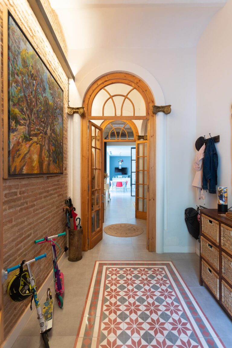 Rehabilitacio integral de casa modernista a Badalona | Chacosa Construccions