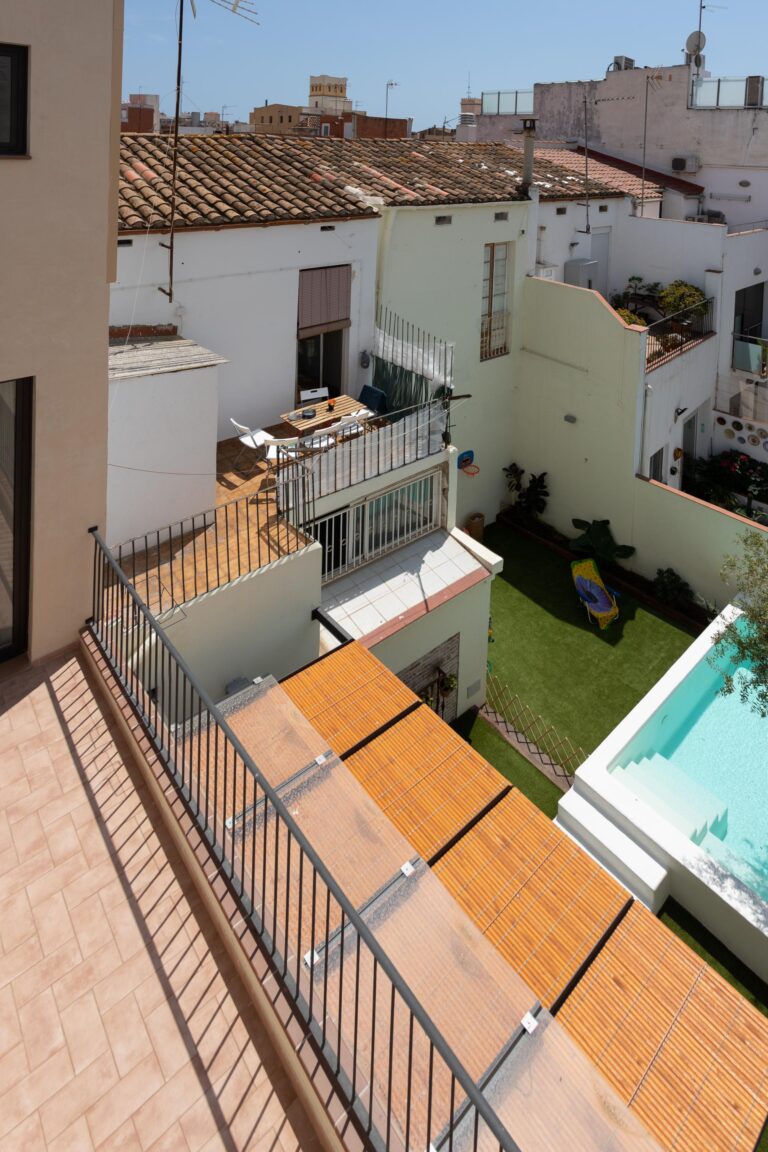 Rehabilitacio integral de casa modernista a Badalona | Chacosa Construccions