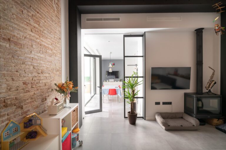 Rehabilitacio integral de casa modernista a Badalona | Chacosa Construccions