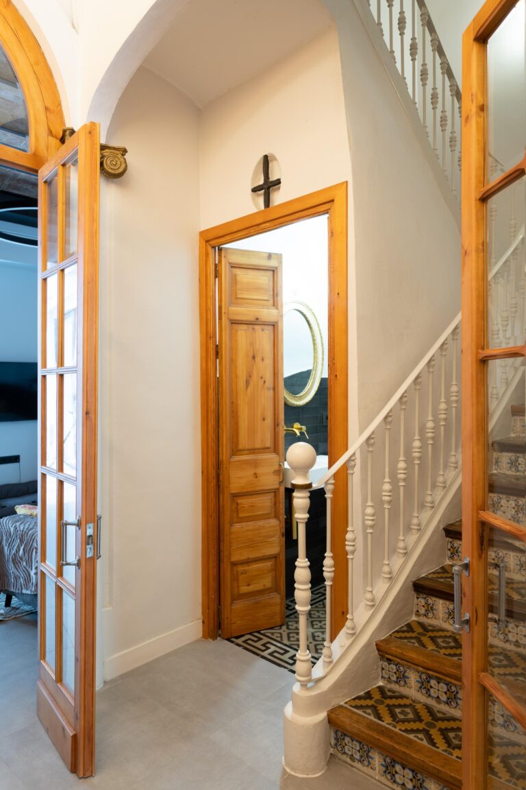 Rehabilitacio integral de casa modernista a Badalona | Chacosa Construccions