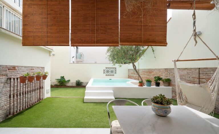 Rehabilitacio integral de casa modernista a Badalona | Chacosa Construccions