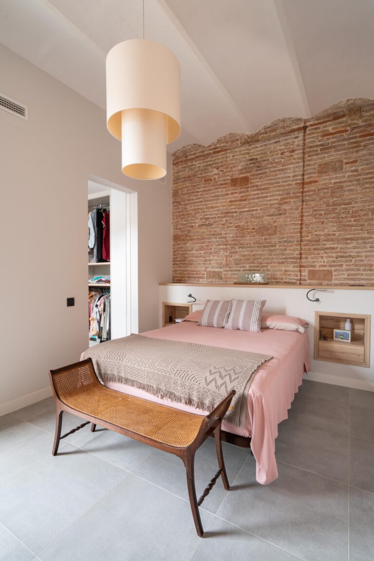Rehabilitacio integral de casa modernista a Badalona | Chacosa Construccions