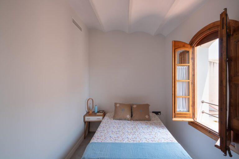 Rehabilitacio integral de casa modernista a Badalona | Chacosa Construccions