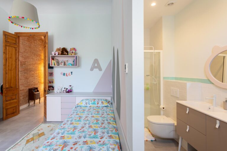 Rehabilitacio integral de casa modernista a Badalona | Chacosa Construccions