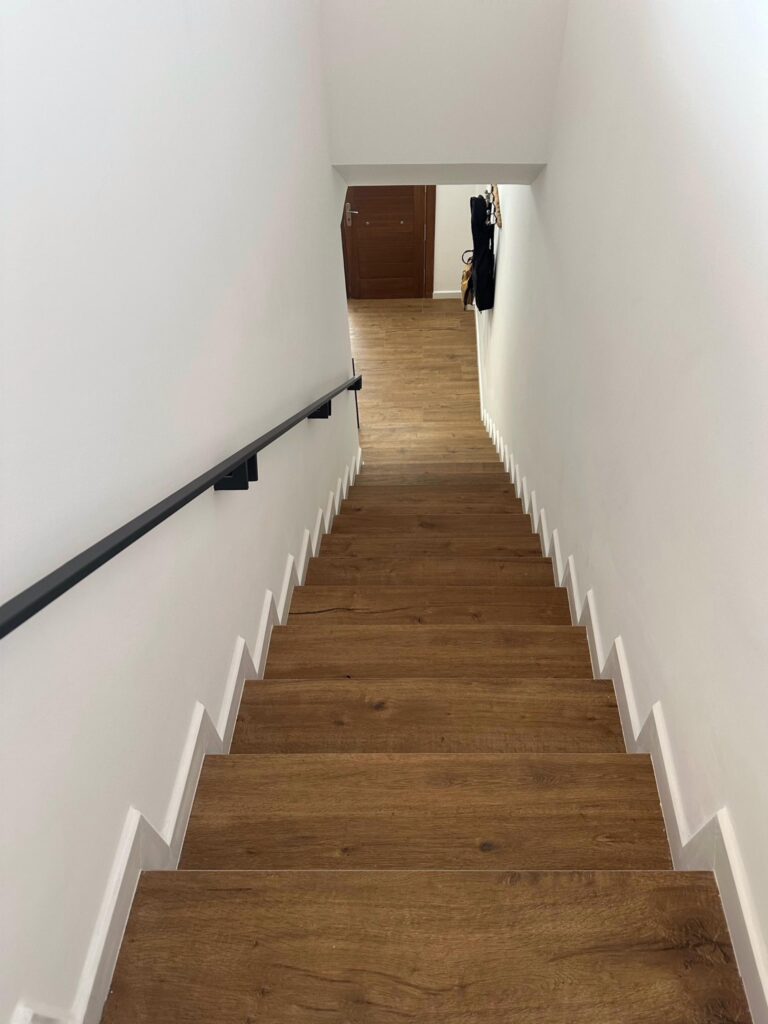 Rehabilitacio integral habitatge unifamiliar aparellat a Mataro | Chacosa Construccions
