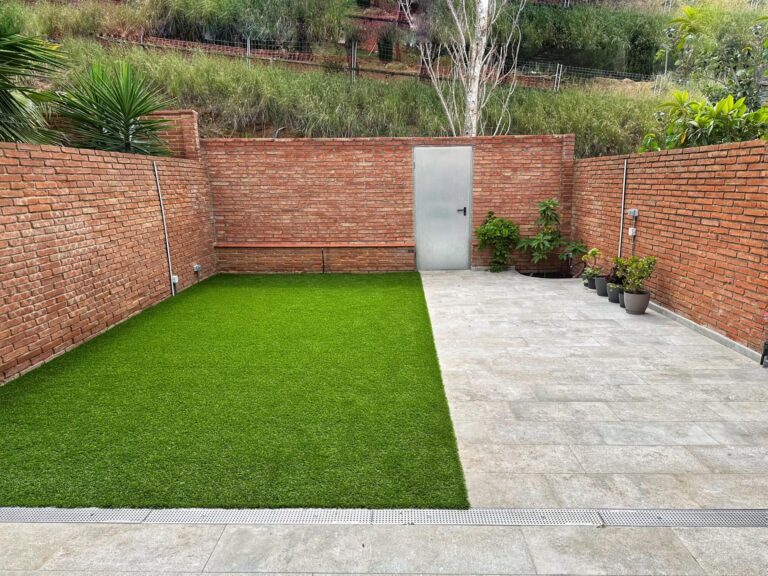 Rehabilitacio integral habitatge unifamiliar aparellat a Mataro | Chacosa Construccions