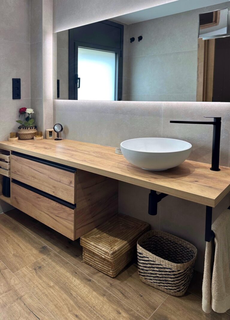 Rehabilitacio integral habitatge unifamiliar aparellat a Mataro | Chacosa Construccions