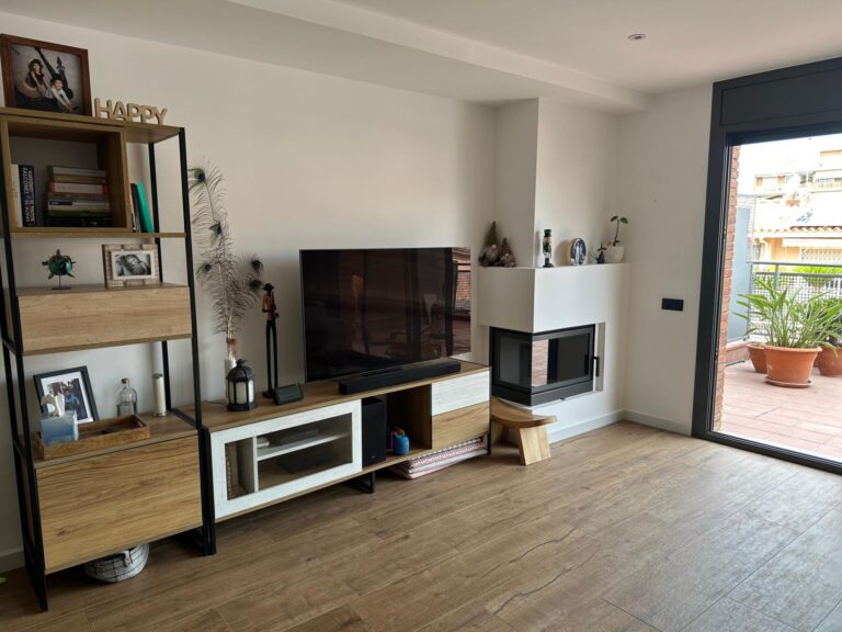 Rehabilitacio integral habitatge unifamiliar aparellat a Mataro | Chacosa Construccions