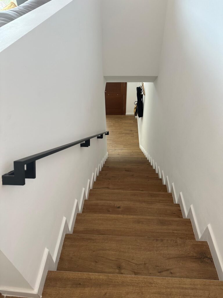 Rehabilitacio integral habitatge unifamiliar aparellat a Mataro | Chacosa Construccions
